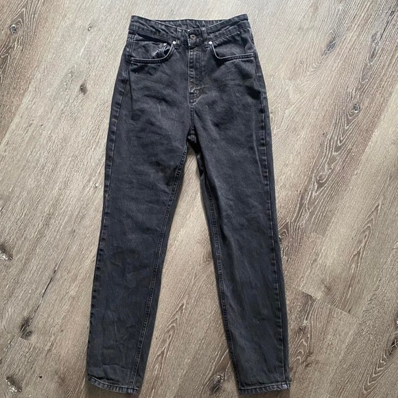 High Waisted Butt Cut Mom Jeans by Ragged Priest - Picture 4 of 4